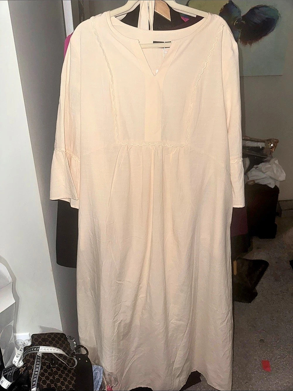 Meropeety Scalloped Trim Maxi Dress in Cream Size Large NWT